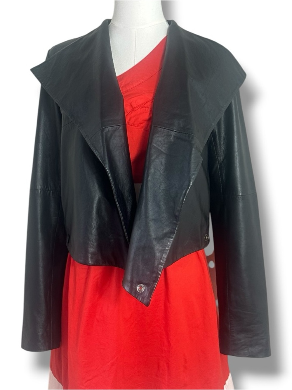 Velvet by Graham & Spencer Black Leather Cropped Jacket size Small - Picture 14 of 16